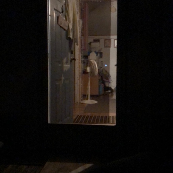 Meet your Posher, Kelli - Picture 1 of 1